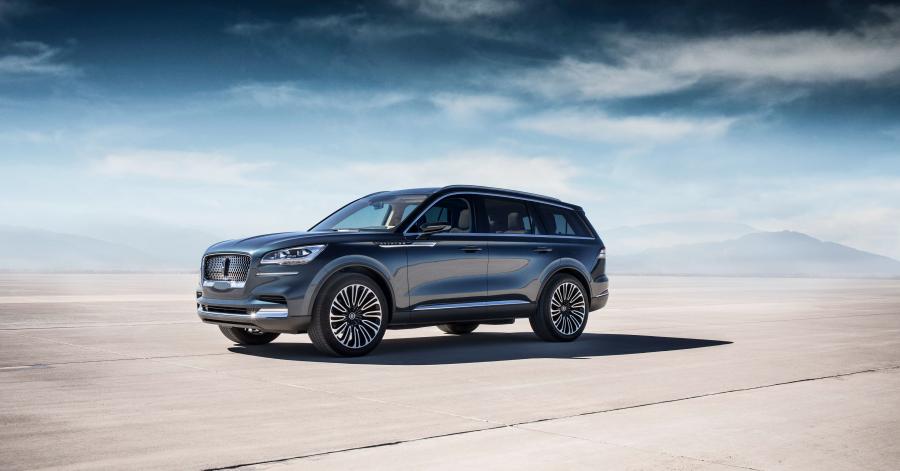  Lincoln Aviator 2018 года  (фото 1 из 23)